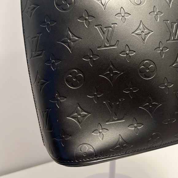 Louis Vuitton Charcoal Grey Leather Shoulder Bag 11.5”x10”x5” - Picture 4 of 10